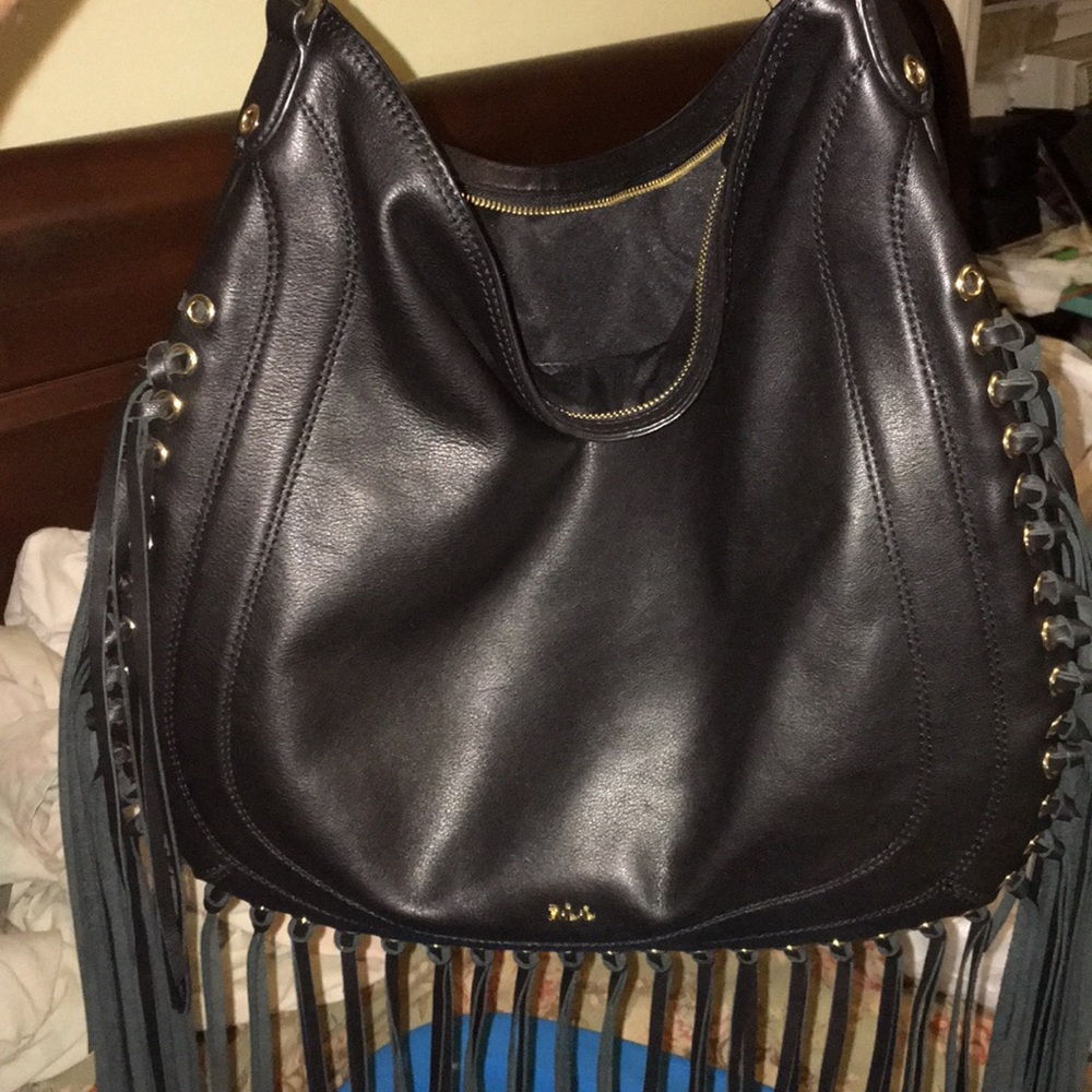 Lauren black leather shoulder bag